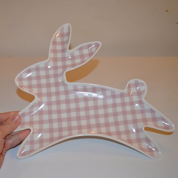 Meri Meri Holiday Easter Dish Shape of Bunny White Pink Crossing lines Pattern - Picture 1 of 5